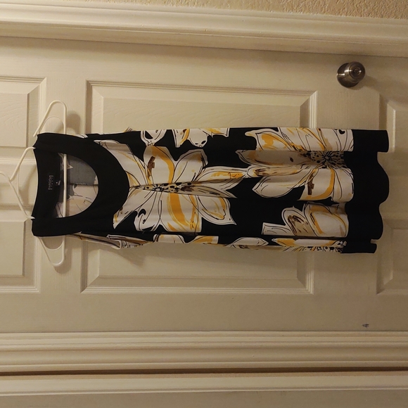 Enfocus Studio Dresses & Skirts - Sleeveless Floral Summer Dress Loose/Lightweight